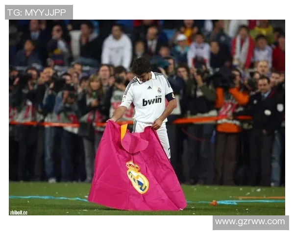 足球明星劳尔的前女友揭秘她的爱情故事与人生转折