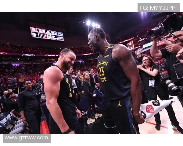 2020年火箭队在季后赛中的精彩表现与对手的激烈较量回顾