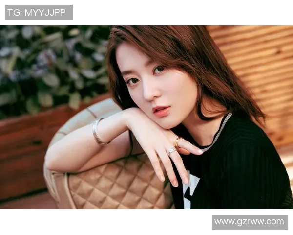 名模谭红魅力四射闪耀欧洲杯展现性感风采与时尚魅力