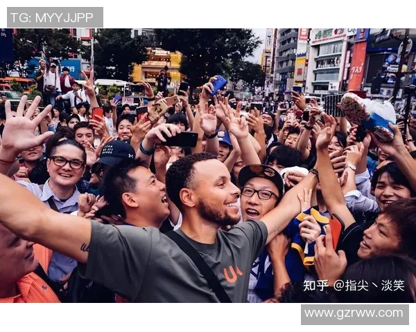 篮球巨星亲临成都引发热议球迷期待与偶像近距离接触 篮球巨星亲临成都引发热议球迷期待与偶像近距离接触